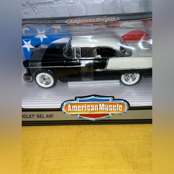 Collector’s Edition 1955 Chevrolet Bel Air 1:18 Limited Edition 1 of 2500 ERTL - Picture 2 of 10